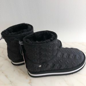 Juicy Couture Short Black Fur Booties / NWT